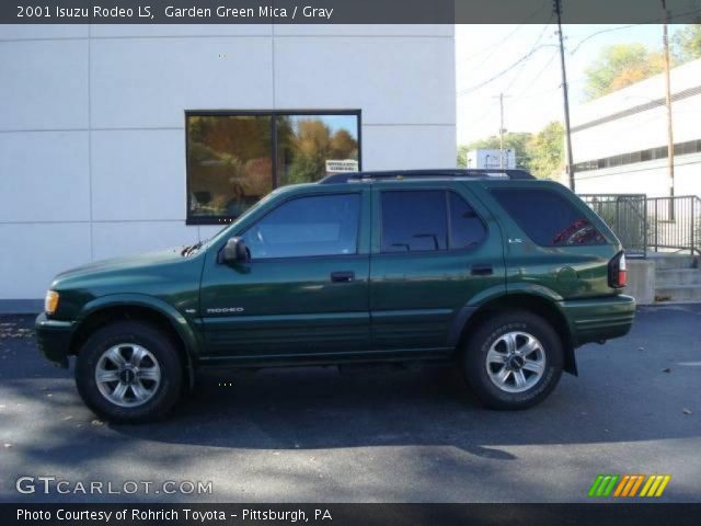 2001 Isuzu Rodeo LS in Garden Green Mica