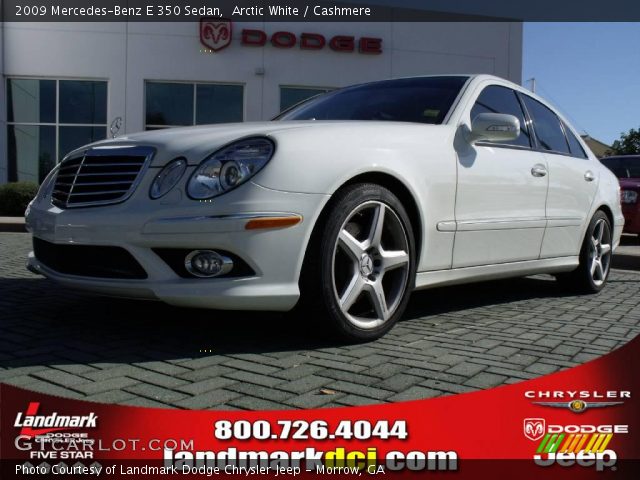 2009 Mercedes-Benz E 350 Sedan in Arctic White
