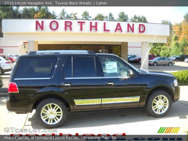 2010 Lincoln Navigator 4x4 in Tuxedo Black Metallic