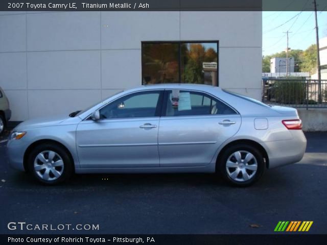 2007 Toyota Camry LE in Titanium Metallic