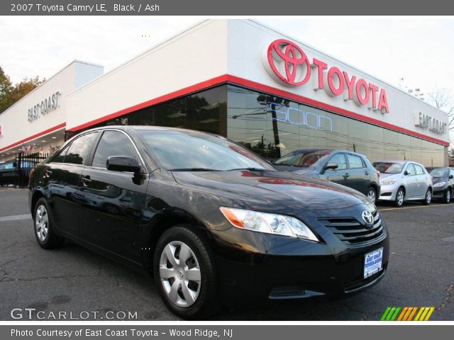 2007 Toyota Camry LE in Black