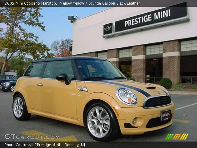 2009 Mini Cooper S Hardtop in Mellow Yellow