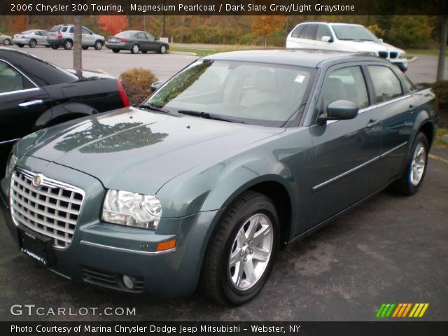 2006 Chrysler 300 Touring in Magnesium Pearlcoat