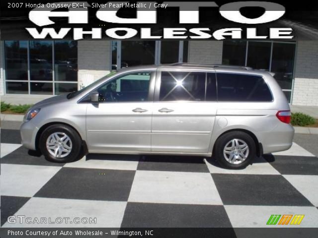 2007 Honda Odyssey EX-L in Silver Pearl Metallic