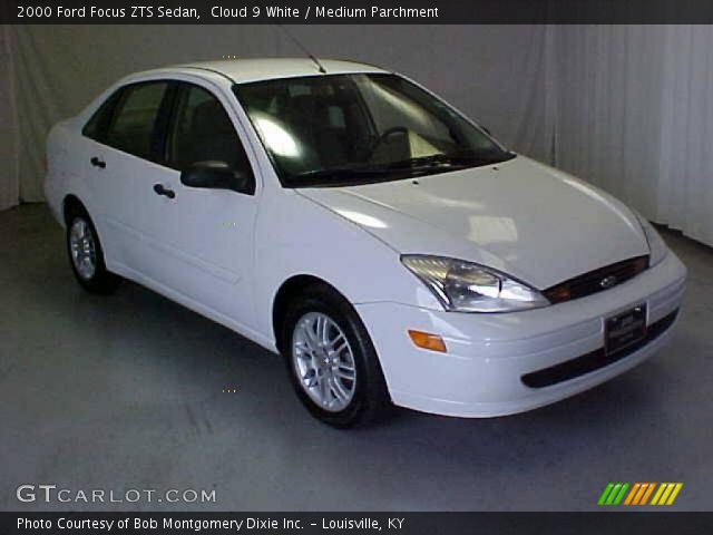 2000 Ford Focus ZTS Sedan in Cloud 9 White