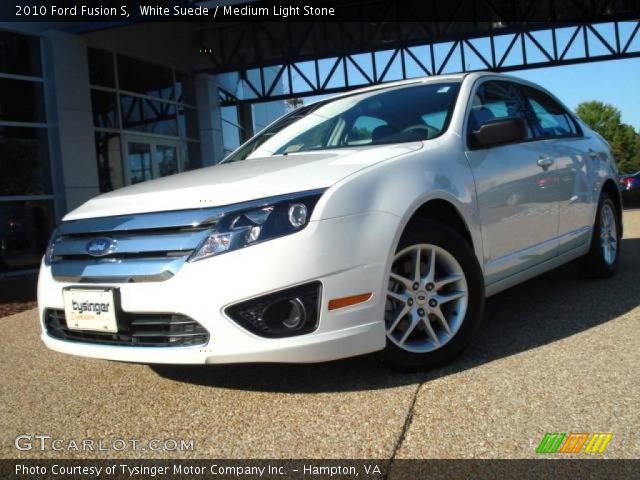 2010 Ford Fusion S in White Suede