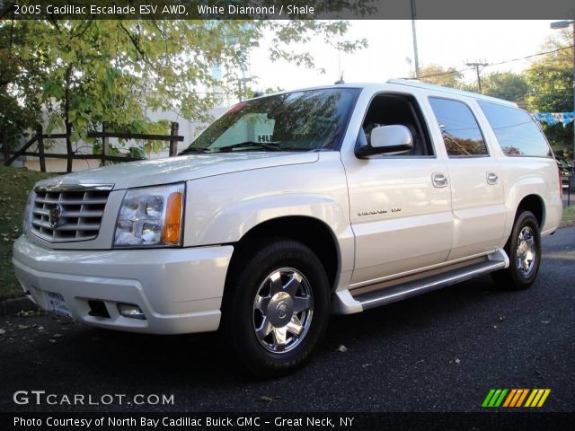 2005 Cadillac Escalade ESV AWD in White Diamond