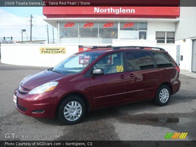2009 Toyota Sienna LE in Salsa Red Pearl