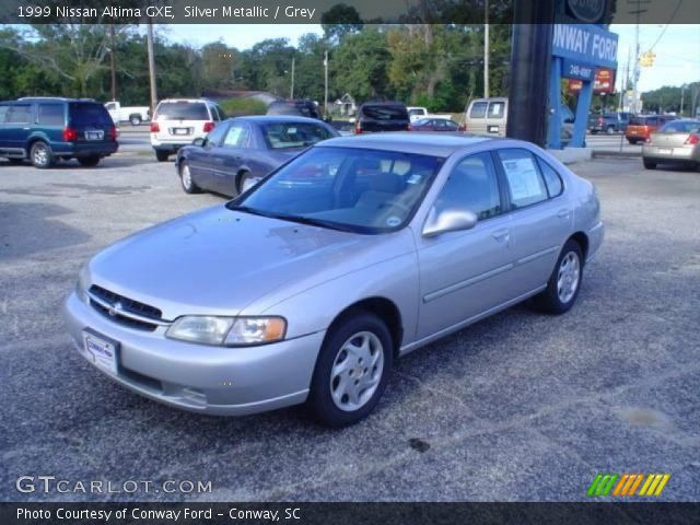 1999 Nissan Altima GXE in Silver Metallic