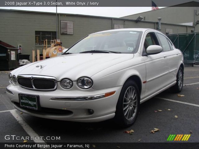2008 Jaguar X-Type 3.0 Sedan in White Onyx