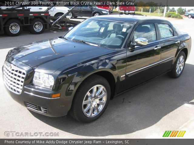 2010 Chrysler 300 Touring in Brilliant Black Crystal Pearl