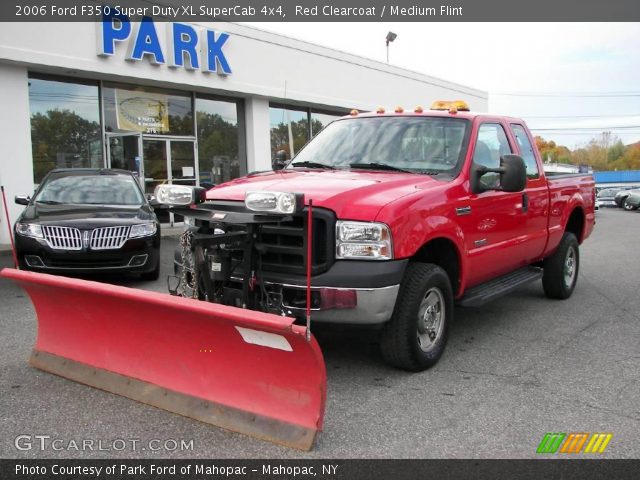 2006 Ford F350 Super Duty XL SuperCab 4x4 in Red Clearcoat