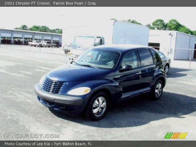 2001 Chrysler PT Cruiser  in Patriot Blue Pearl