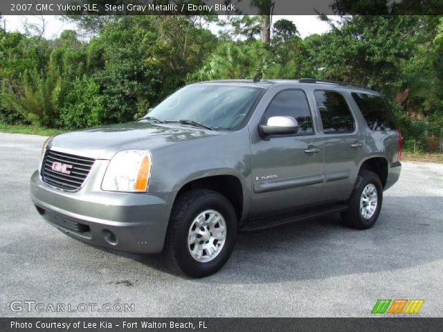 2007 GMC Yukon SLE in Steel Gray Metallic