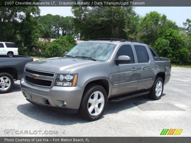 2007 Chevrolet Avalanche LT in Graystone Metallic