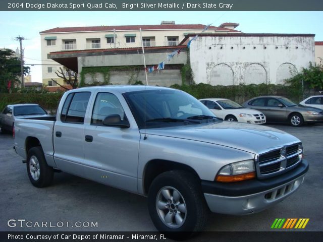 2004 Dodge Dakota Sport Quad Cab in Bright Silver Metallic