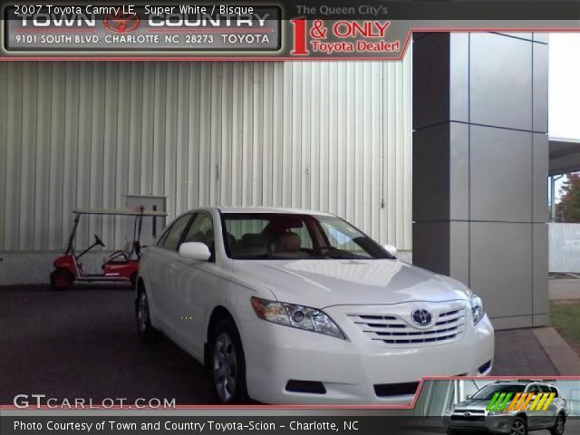 2007 Toyota Camry LE in Super White