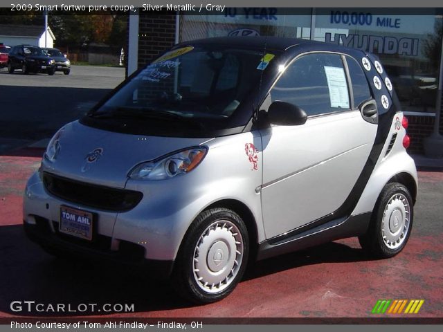 2009 Smart fortwo pure coupe in Silver Metallic