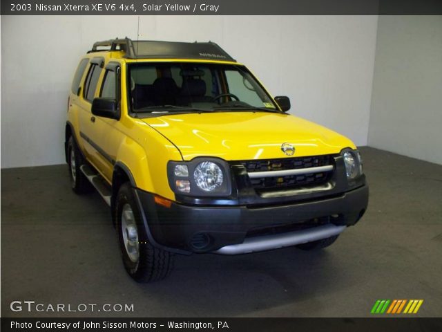 2003 Nissan Xterra XE V6 4x4 in Solar Yellow