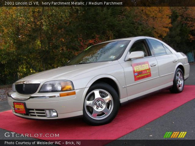 2001 Lincoln LS V8 in Ivory Parchment Metallic