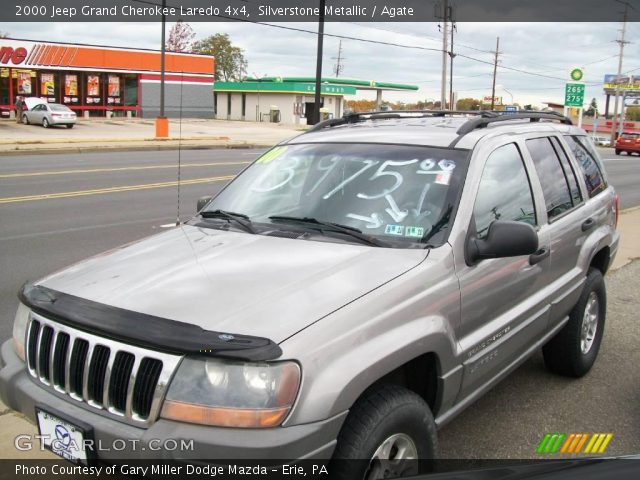 2000 Jeep Grand Cherokee Laredo 4x4 in Silverstone Metallic