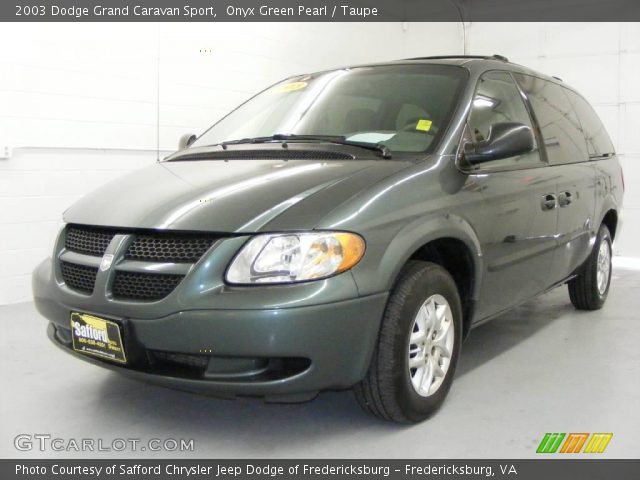 2003 Dodge Grand Caravan Sport in Onyx Green Pearl