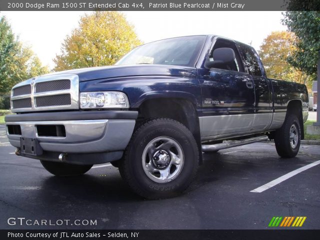 2000 Dodge Ram 1500 ST Extended Cab 4x4 in Patriot Blue Pearlcoat