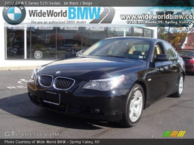 2007 BMW 5 Series 525i Sedan in Jet Black
