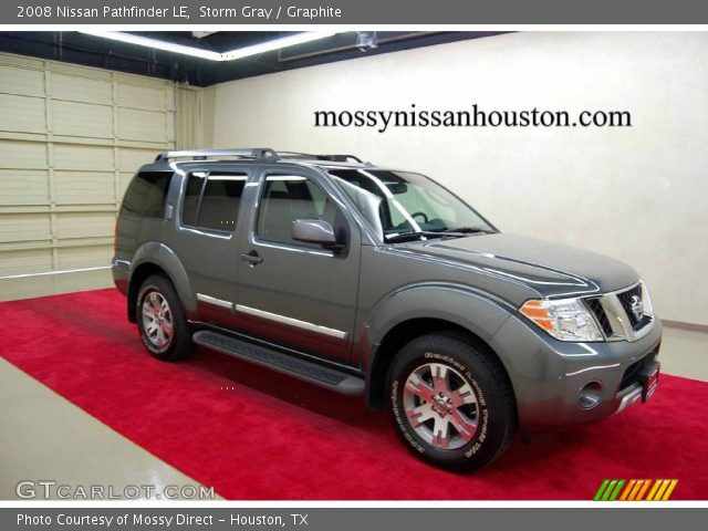 2008 Nissan Pathfinder LE in Storm Gray