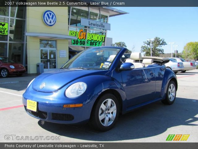 2007 Volkswagen New Beetle 2.5 Convertible in Laser Blue