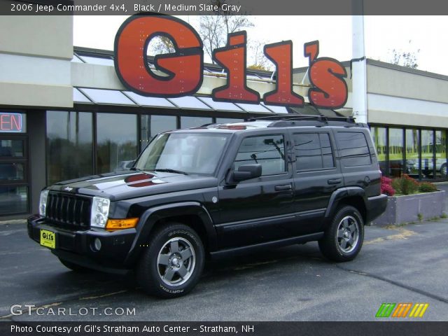 2006 Jeep Commander 4x4 in Black