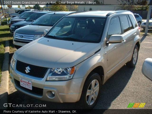 2007 Suzuki Grand Vitara Luxury 4x4 in Clear Beige Metallic
