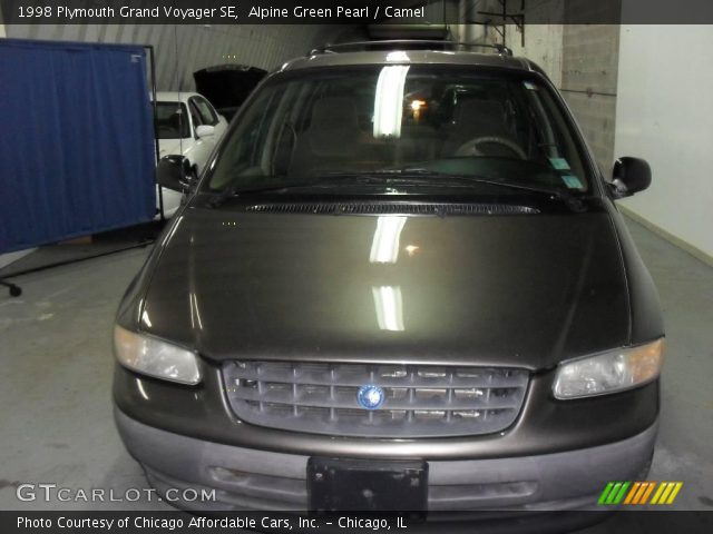 1998 Plymouth Grand Voyager SE in Alpine Green Pearl