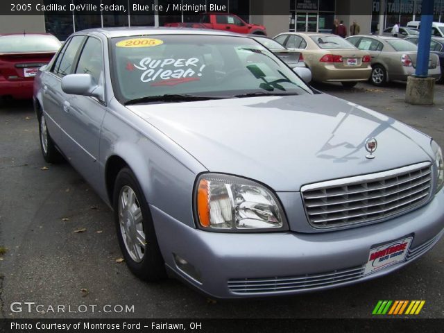 2005 Cadillac DeVille Sedan in Blue Ice