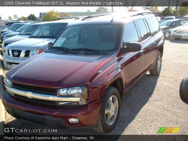 2005 Chevrolet TrailBlazer EXT LS in Majestic Red Metallic