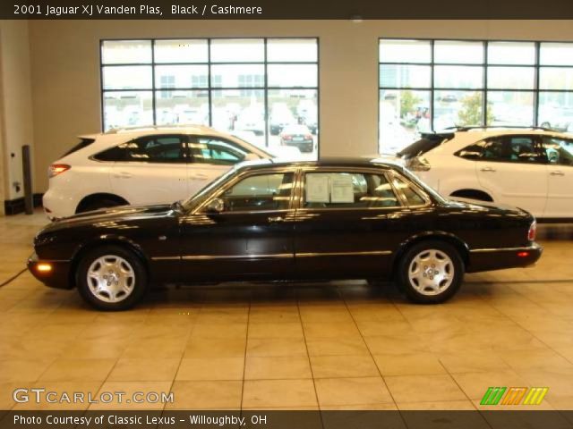 2001 Jaguar XJ Vanden Plas in Black