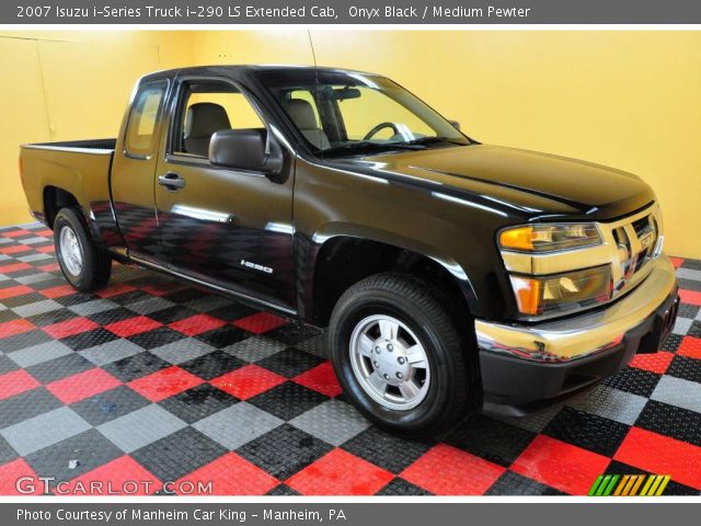 2007 Isuzu i-Series Truck i-290 LS Extended Cab in Onyx Black