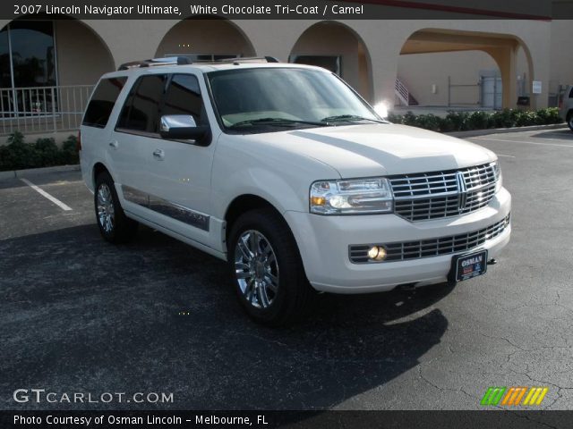 2007 Lincoln Navigator Ultimate in White Chocolate Tri-Coat