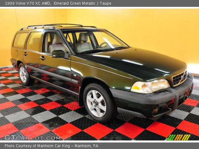 1999 Volvo V70 XC AWD in Emerald Green Metallic
