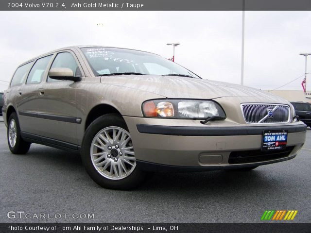 2004 Volvo V70 2.4 in Ash Gold Metallic