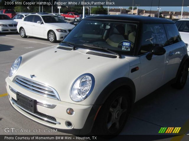 2006 Mini Cooper Hardtop in Pepper White