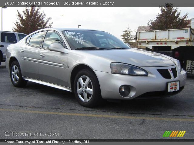 2007 Pontiac Grand Prix Sedan in Liquid Silver Metallic