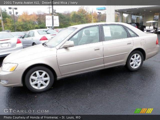 2001 Toyota Avalon XLS in Desert Sand Mica