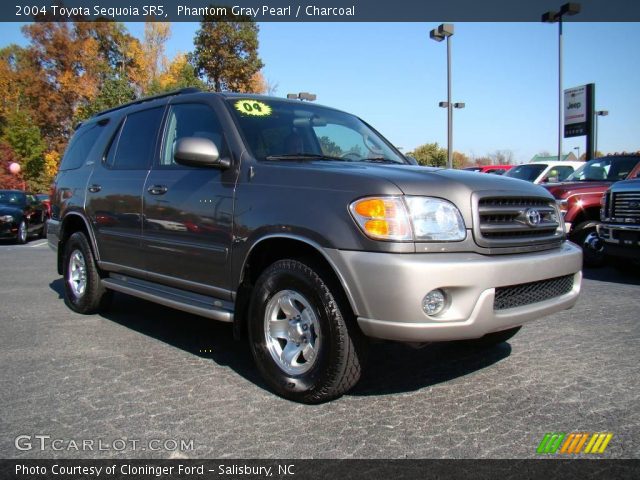 2004 Toyota Sequoia SR5 in Phantom Gray Pearl