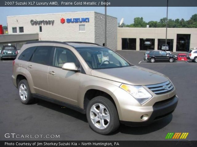 2007 Suzuki XL7 Luxury AWD in Prairie Gold Metallic