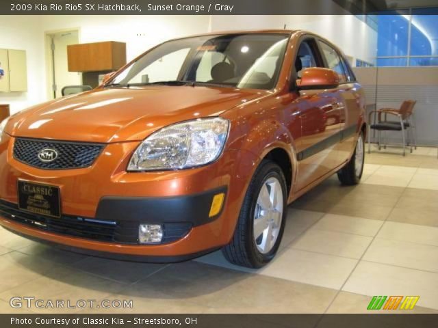 2009 Kia Rio Rio5 SX Hatchback in Sunset Orange