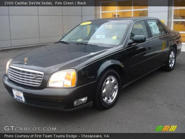 2000 Cadillac DeVille Sedan in Polo Green