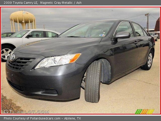 2009 Toyota Camry LE in Magnetic Gray Metallic