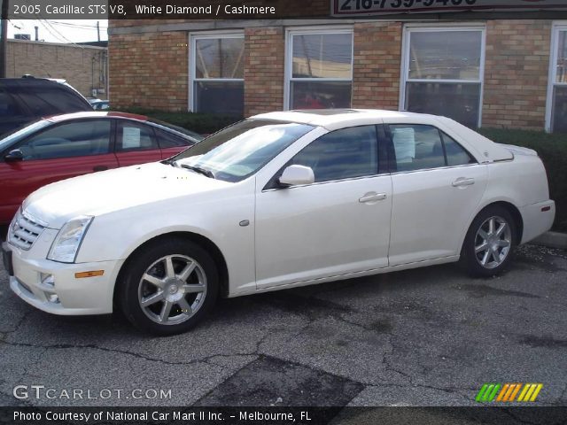 2005 Cadillac STS V8 in White Diamond