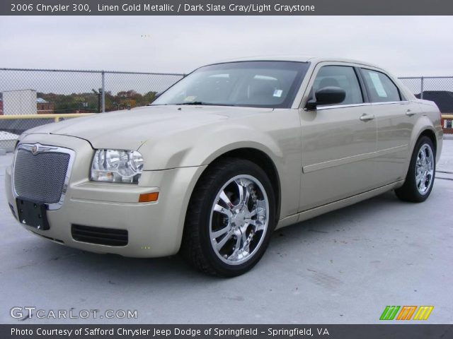 2006 Chrysler 300  in Linen Gold Metallic